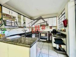 Casa para Venda em Belo Horizonte - 5