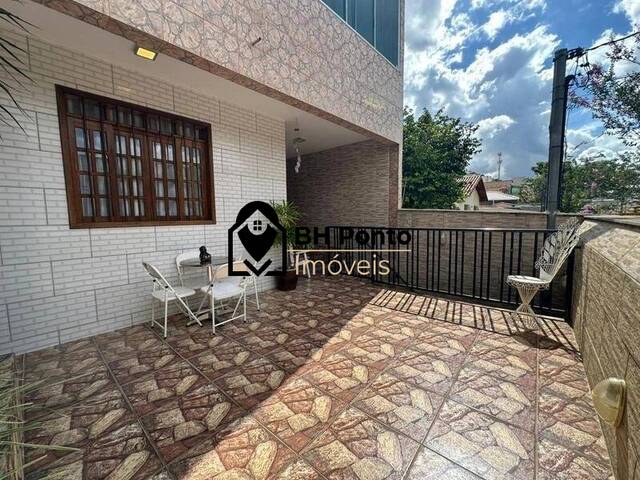 #247 - Casa para Venda em Belo Horizonte - MG - 2